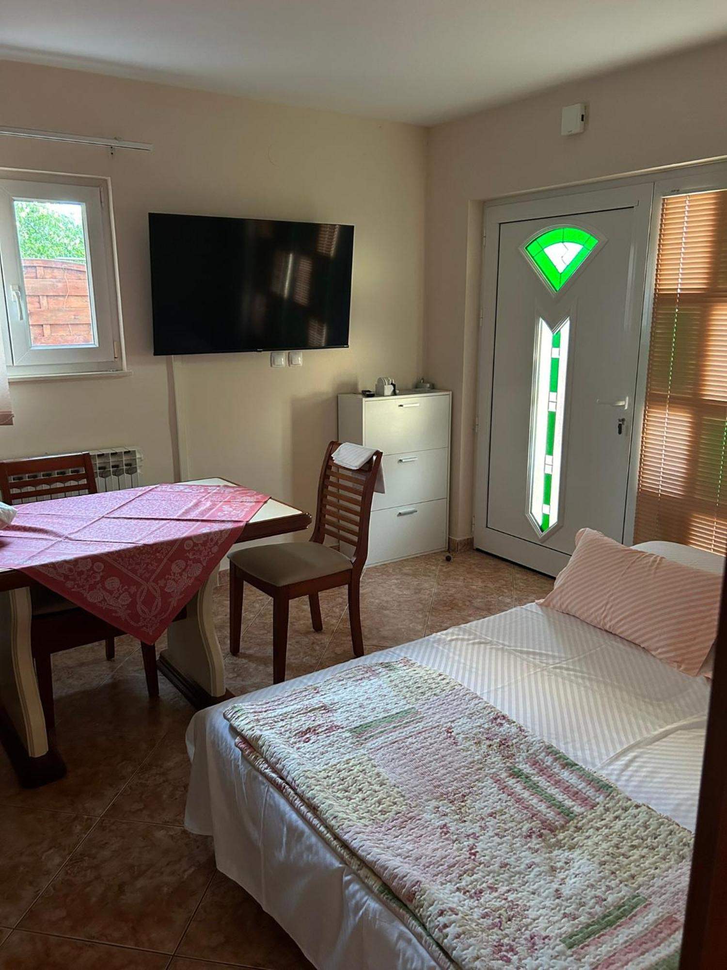 Apartman Strk Sukošan Exterior foto